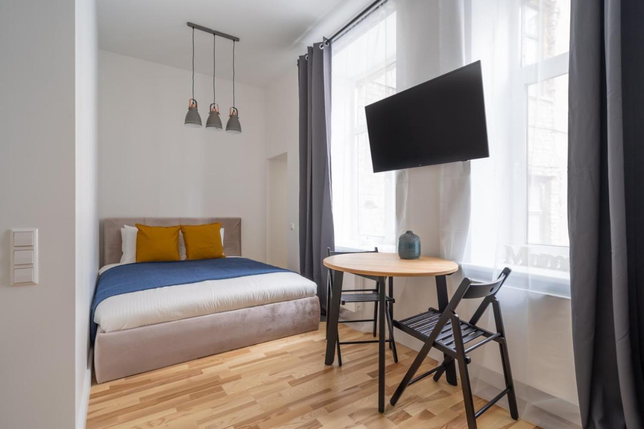Lacplesa24 - Modern Studios In Riga City Center Bagian luar foto