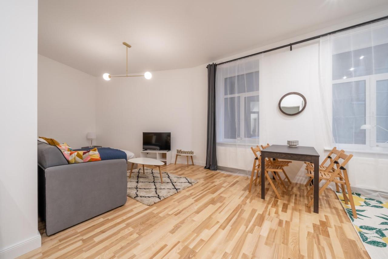 Lacplesa24 - Modern Studios In Riga City Center Bagian luar foto